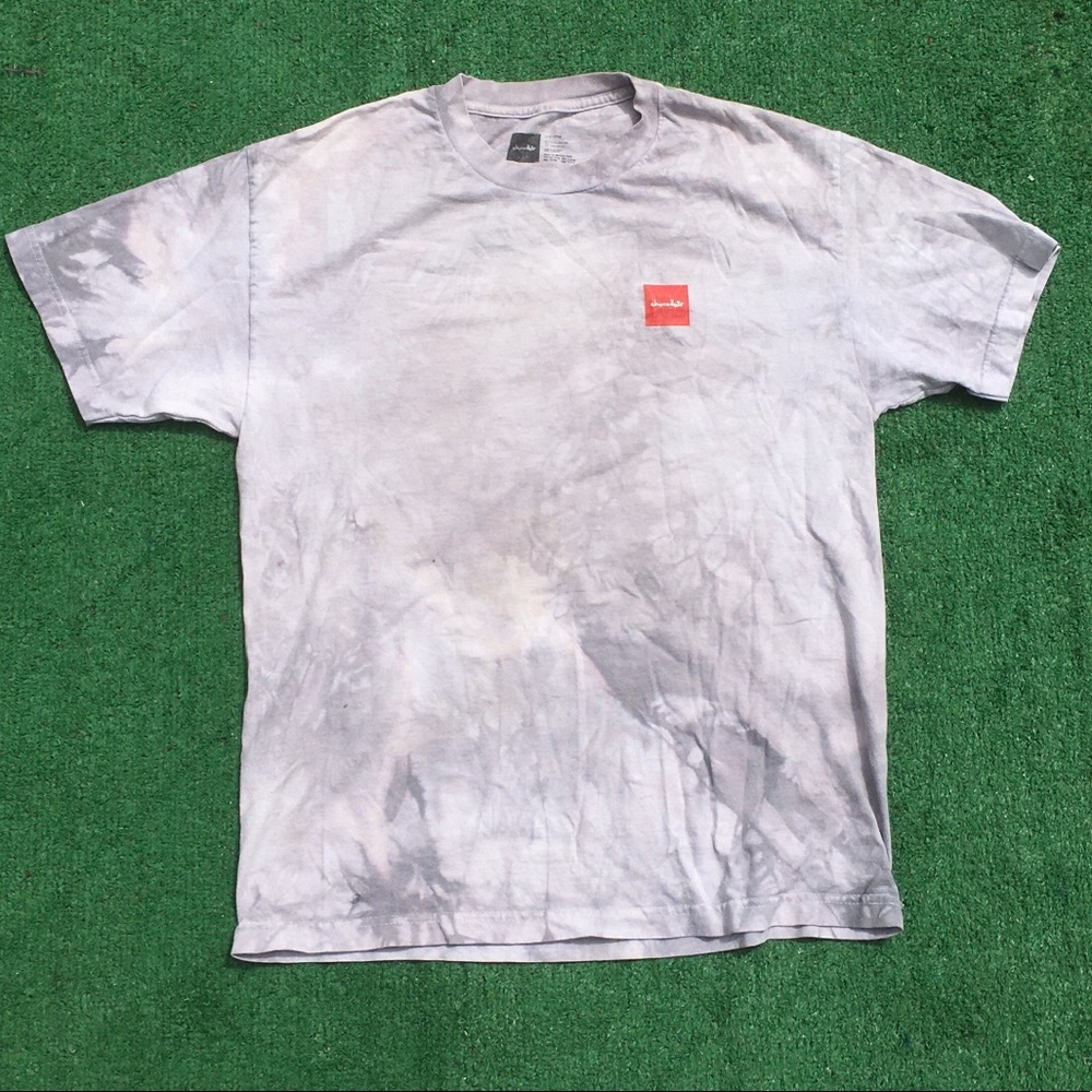 Chocolate Tie-Dye Puerto Rico Short Sleeve Tee in White and Gray with Red Script
